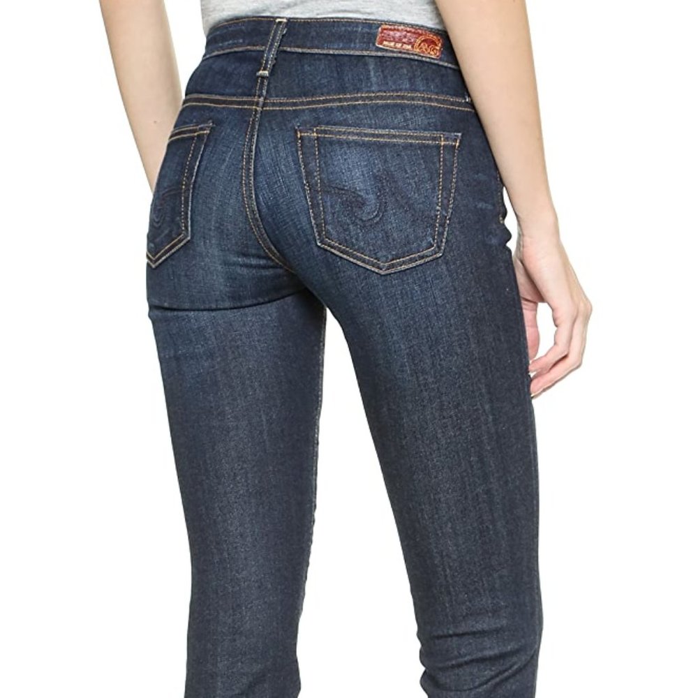 AG The Stilt Cigarette Style Jeans